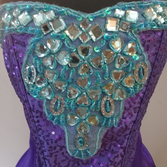 Mermaid Oceana Goddess of the Ocean Women's stretchy purple bustier size medium - Picture 5 of 6